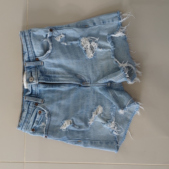 A&F High Rise 4" Shorts - Picture 1 of 7